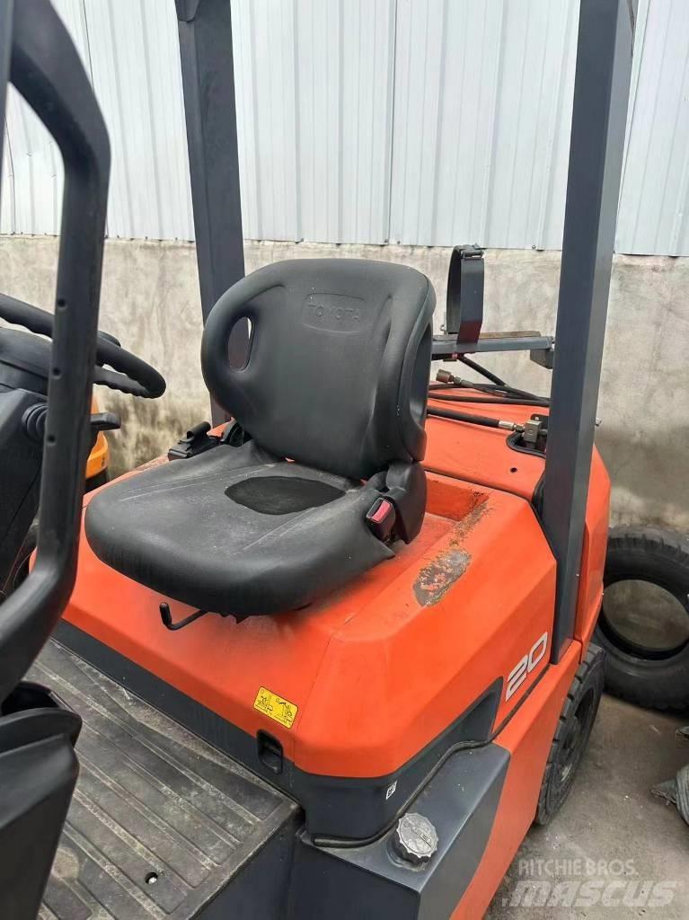 Toyota FD 20 Diesel Stapler