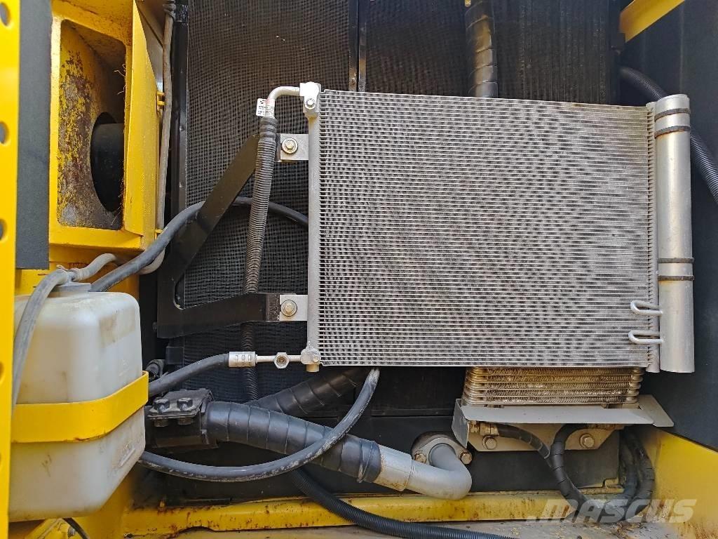 Komatsu PC 200-8 Raupenbagger