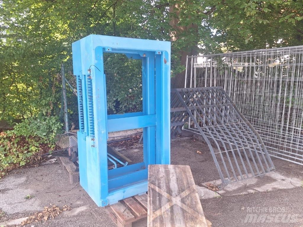 Fuchs MHL 434 Materialumschlag