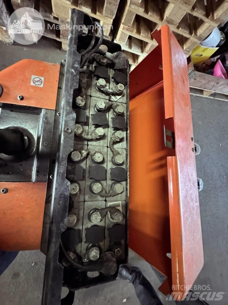 BT LWE 180 Niedergabelstapler