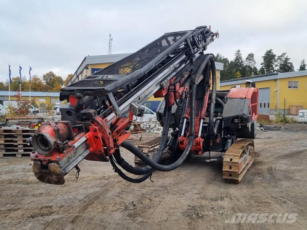 Sandvik Dino DC400Ri Oberflächenbohrgeräte