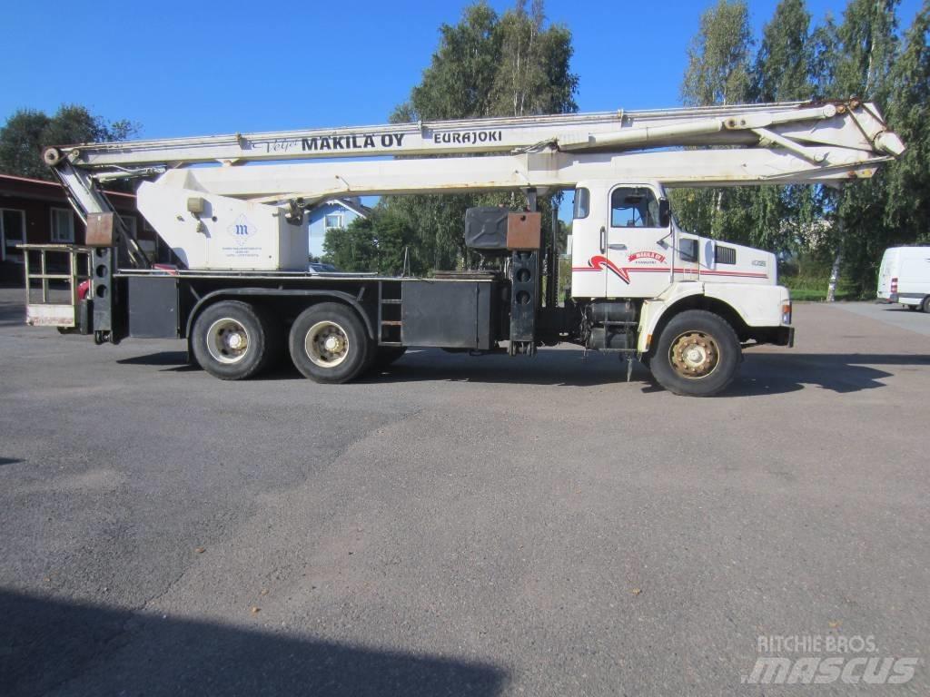 Volvo N 7 6X2 4600 Kranwagen