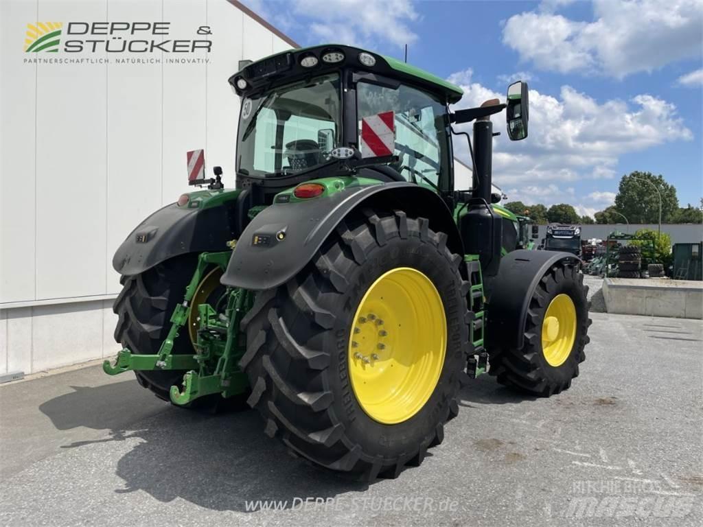 John Deere 6250R Traktoren