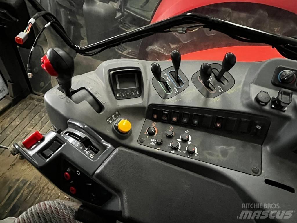 Kubota M 6-141 Traktoren