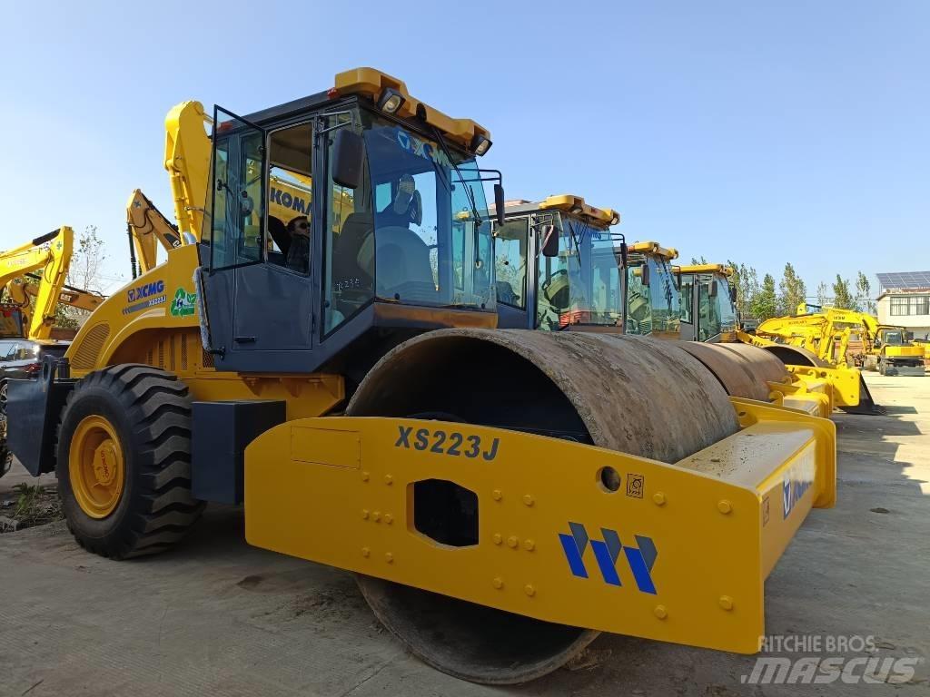 XCMG XS 223 J Walzenzüge