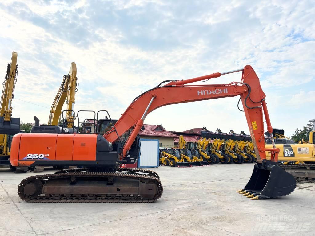 Hitachi ZX 250 LC-6 Raupenbagger