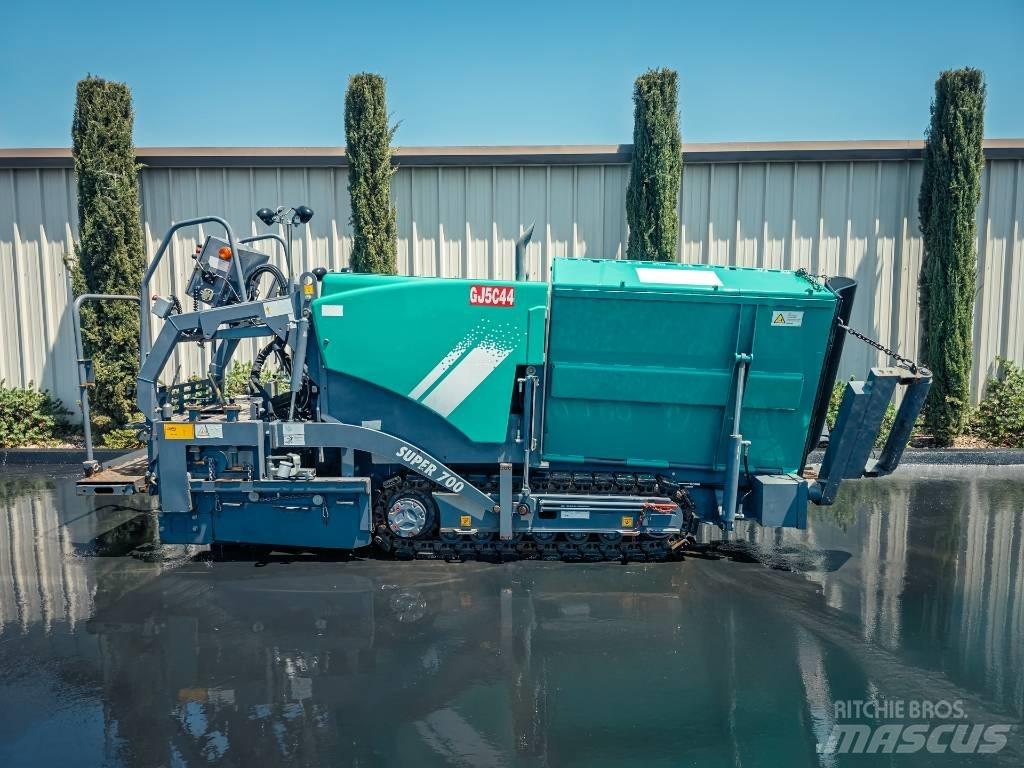 Vögele Super 700 Strassenfertiger