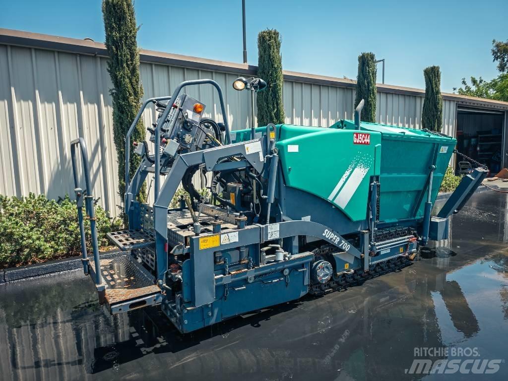 Vögele Super 700 Strassenfertiger