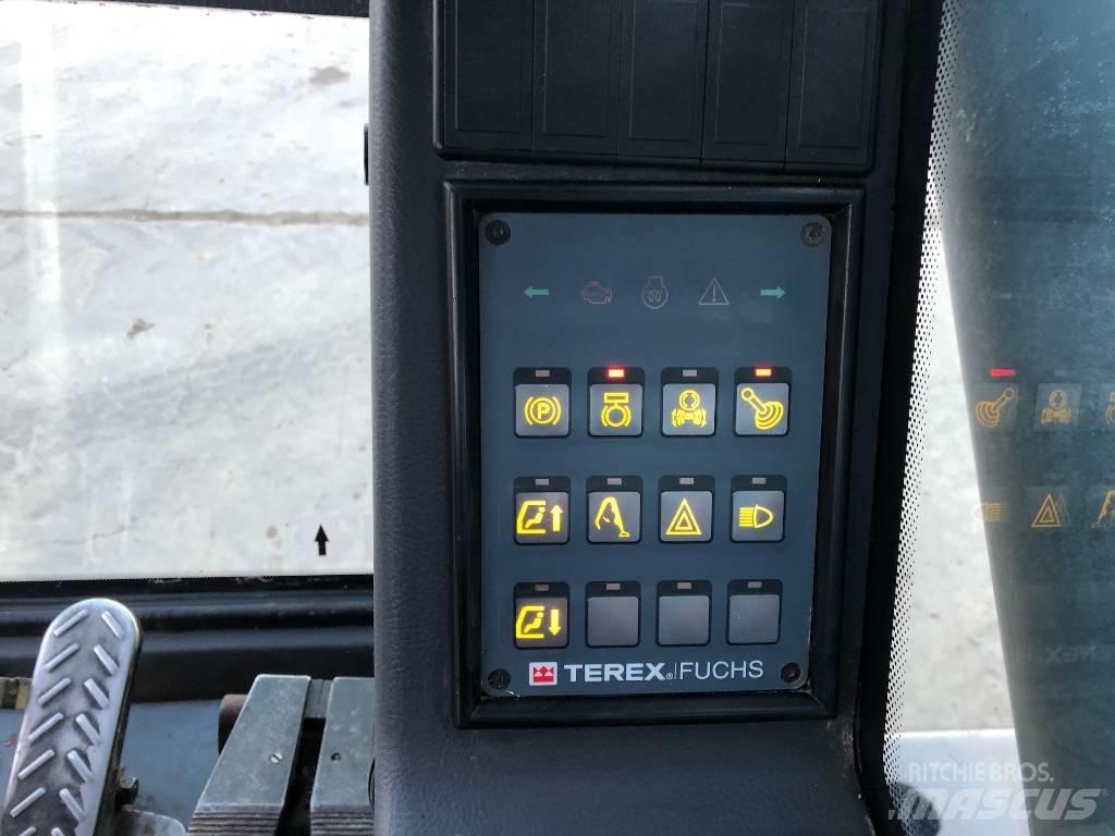 Fuchs MHL 331 Materialumschlag