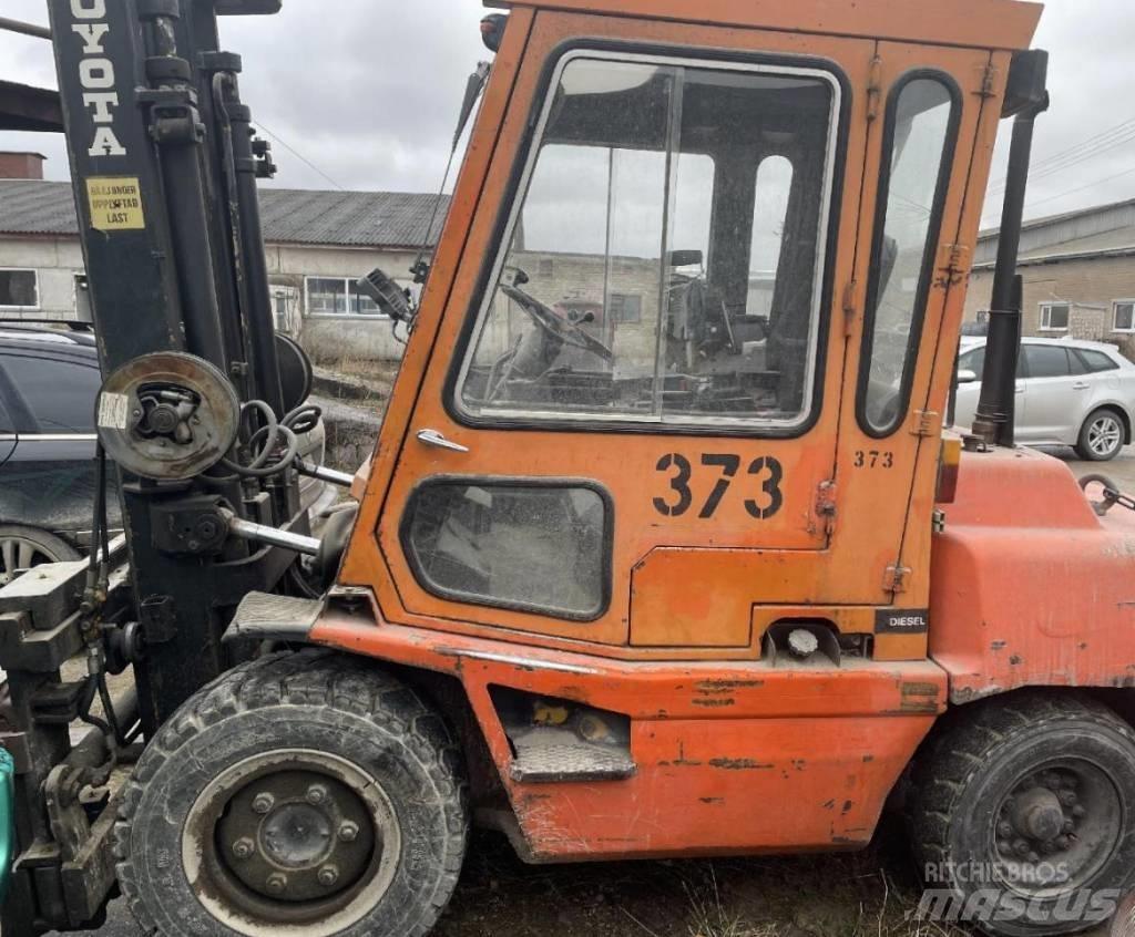 Toyota FD 35 Diesel Stapler
