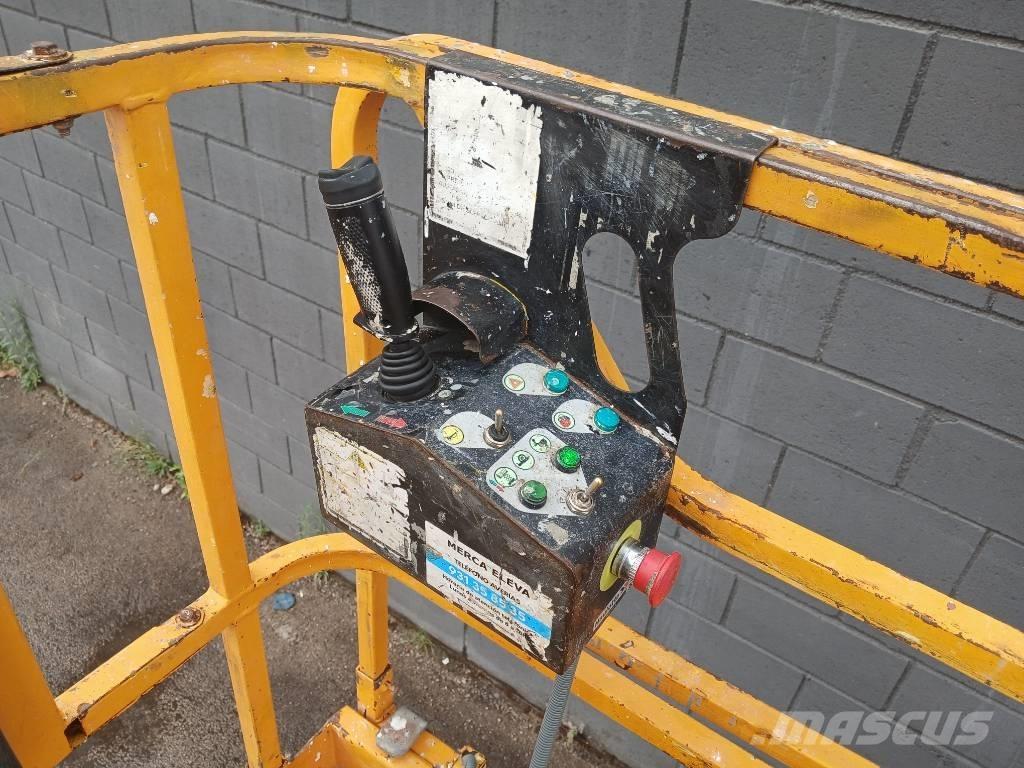 Haulotte Compact 12 Scheren-Arbeitsbühnen