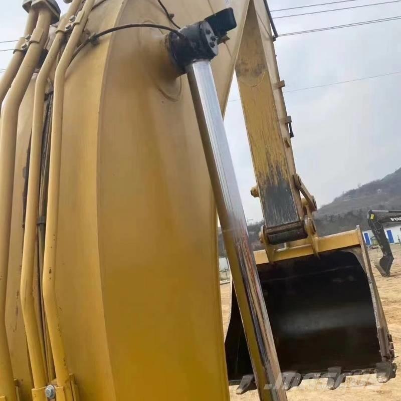 CAT 329 D Raupenbagger