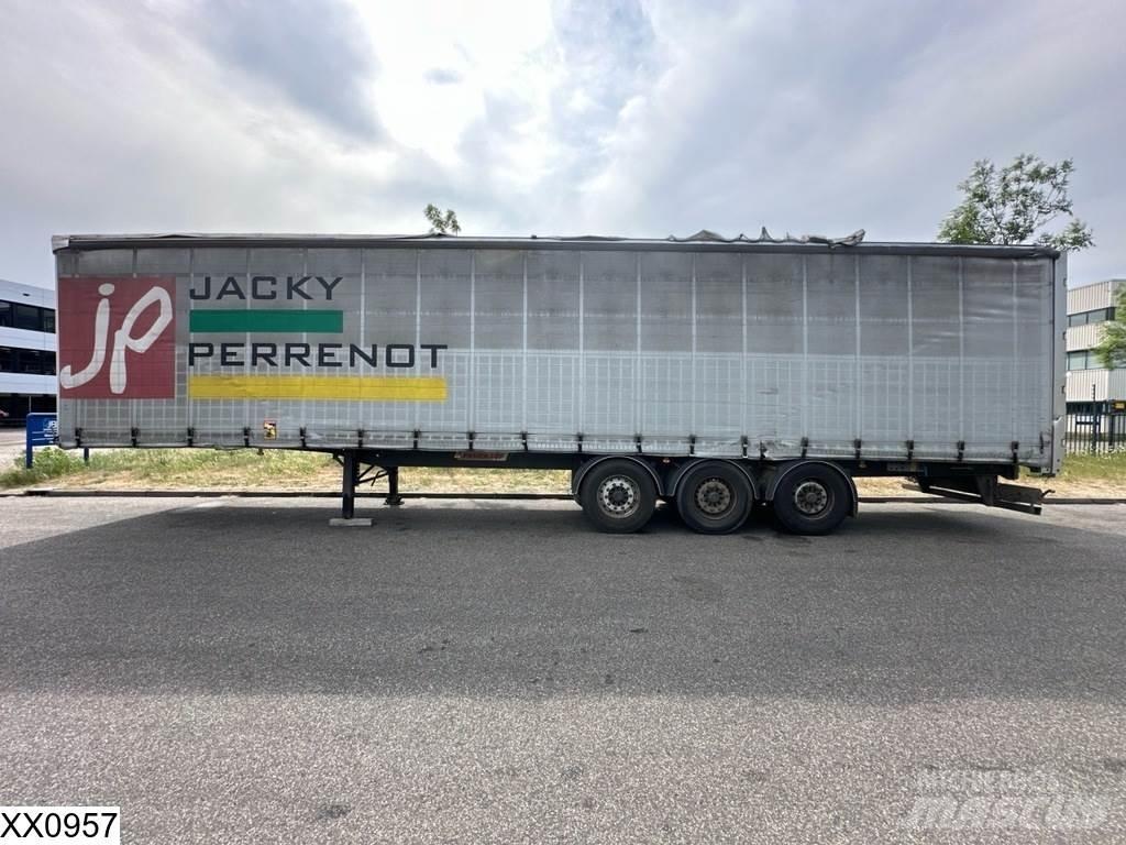 Fruehauf Tautliner Curtainsiderauflieger