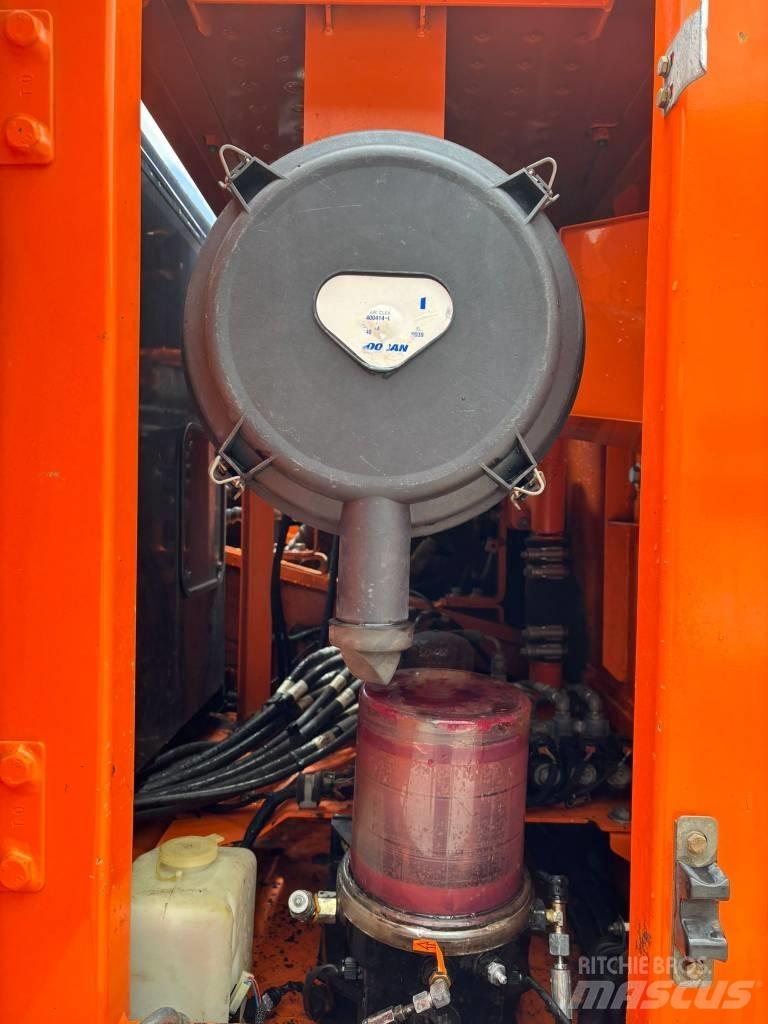 Doosan DX 225 LC-3 Raupenbagger