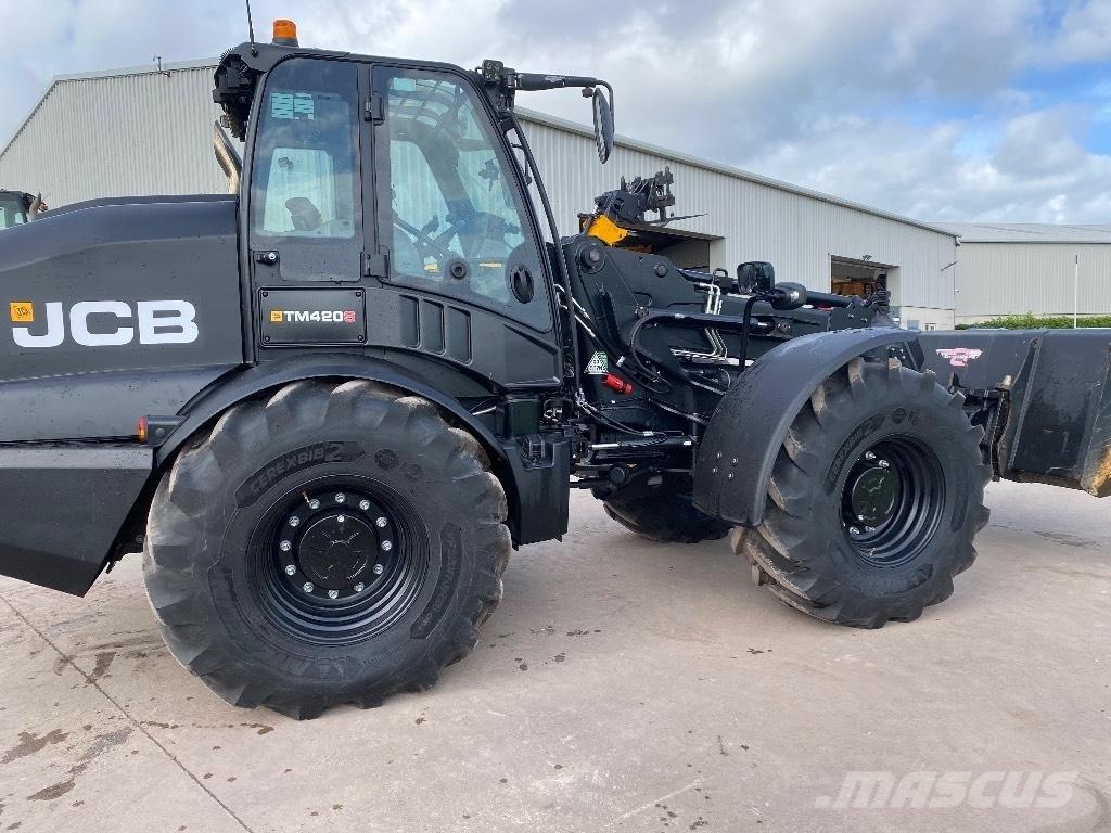 JCB TM420s Teleskoplader für Landwirtschaft