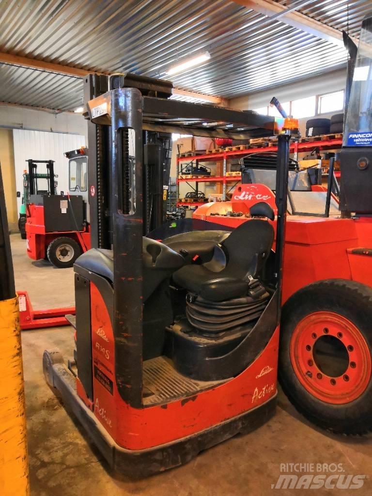 Linde R14AC Schubmaststapler