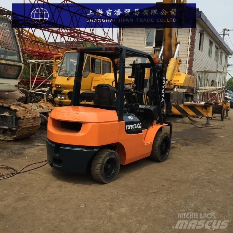 Toyota 7F Diesel Stapler