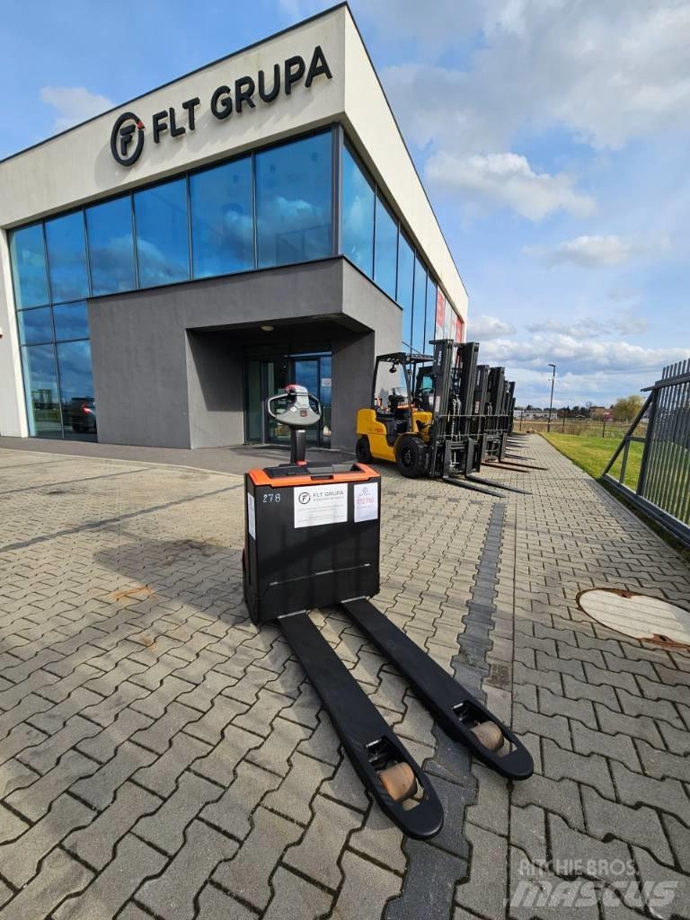 BT LWE140 Deichselstapler
