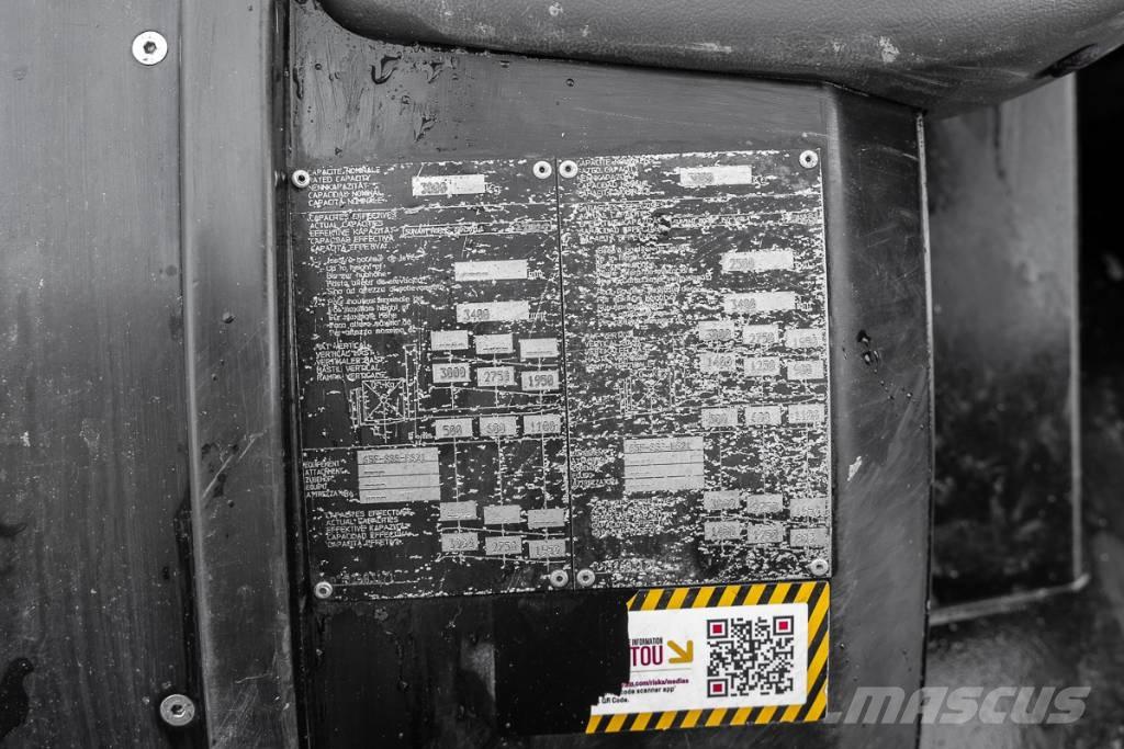 Manitou MC 30-4 D Diesel Stapler