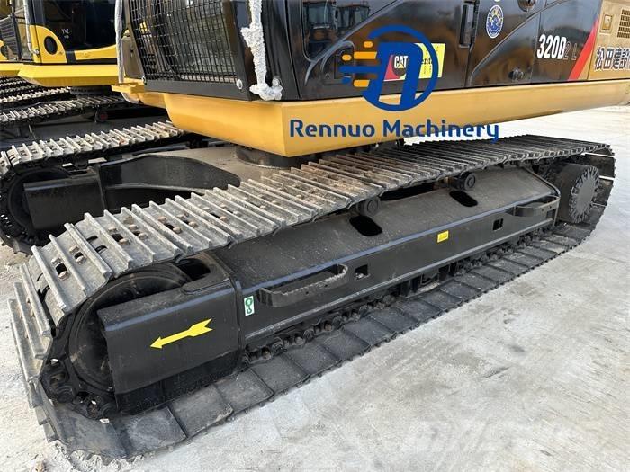 CAT 320 D2L Raupenbagger