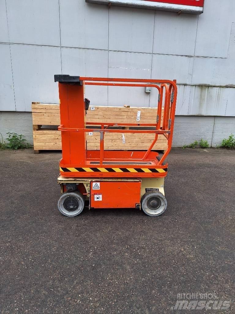JLG 1230 ES Scheren-Arbeitsbühnen