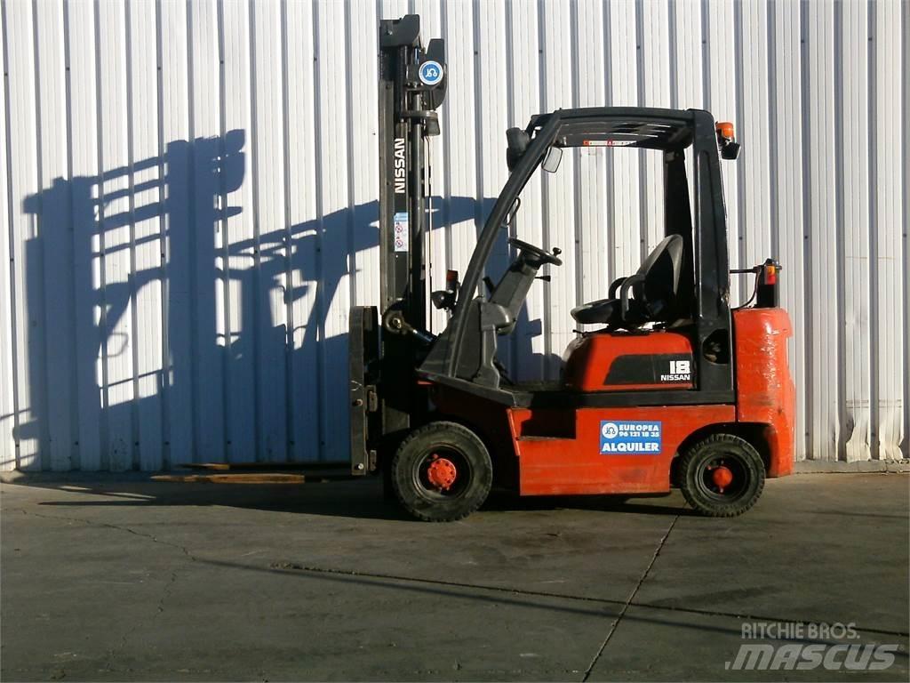 Nissan FD01A18Q Diesel Stapler