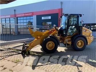 CAT 908 HL Radlader