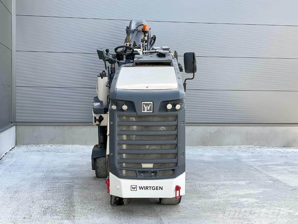 Wirtgen W 50 RI Asphaltfräsen
