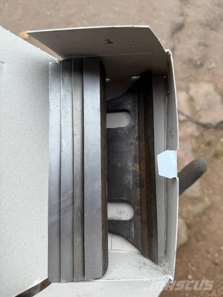 JF FCT 1350 Feldhäcksler