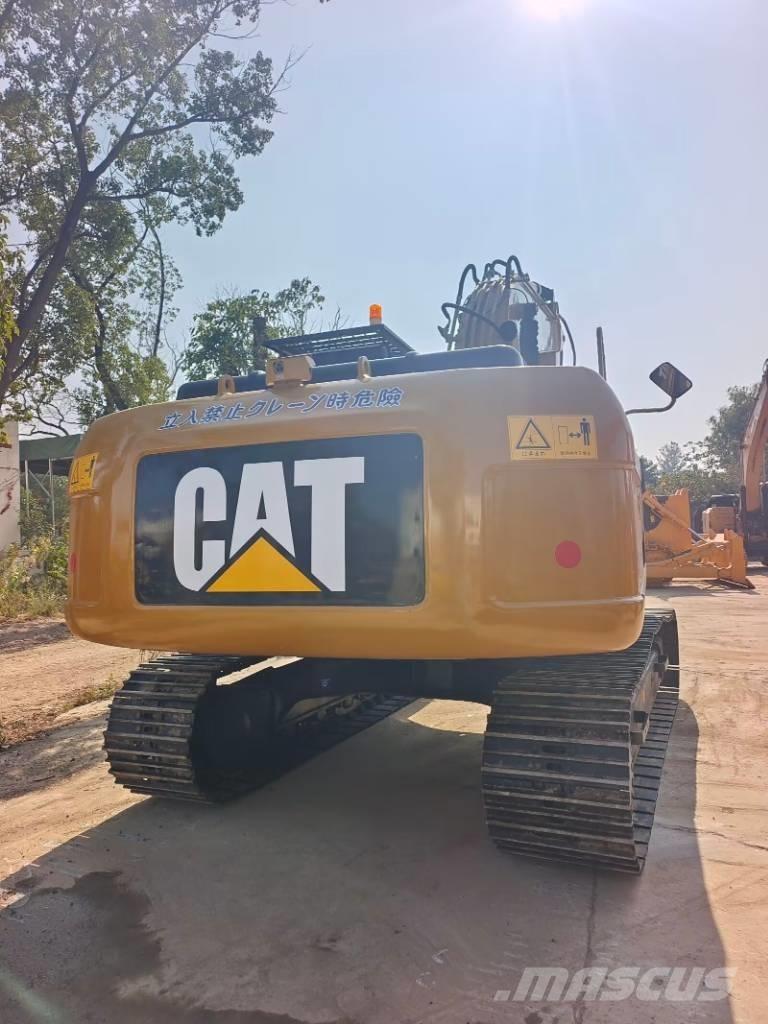 CAT 320 D2L Raupenbagger