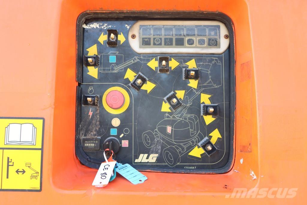 JLG 800AJ Gelenkteleskoparbeitsbühnen