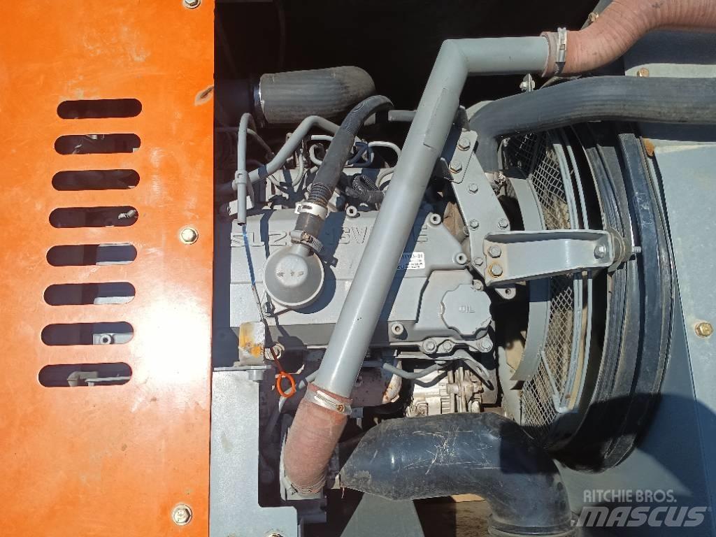 Hitachi ZX 210 Materialumschlag