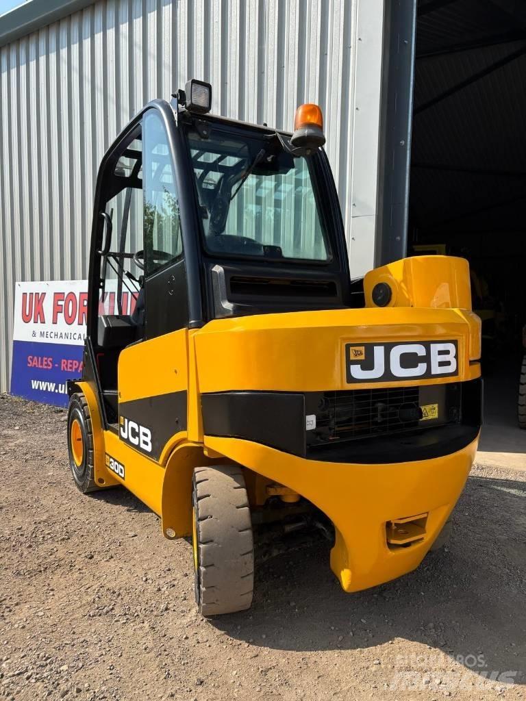 JCB TLT 30 D Teleskoplader