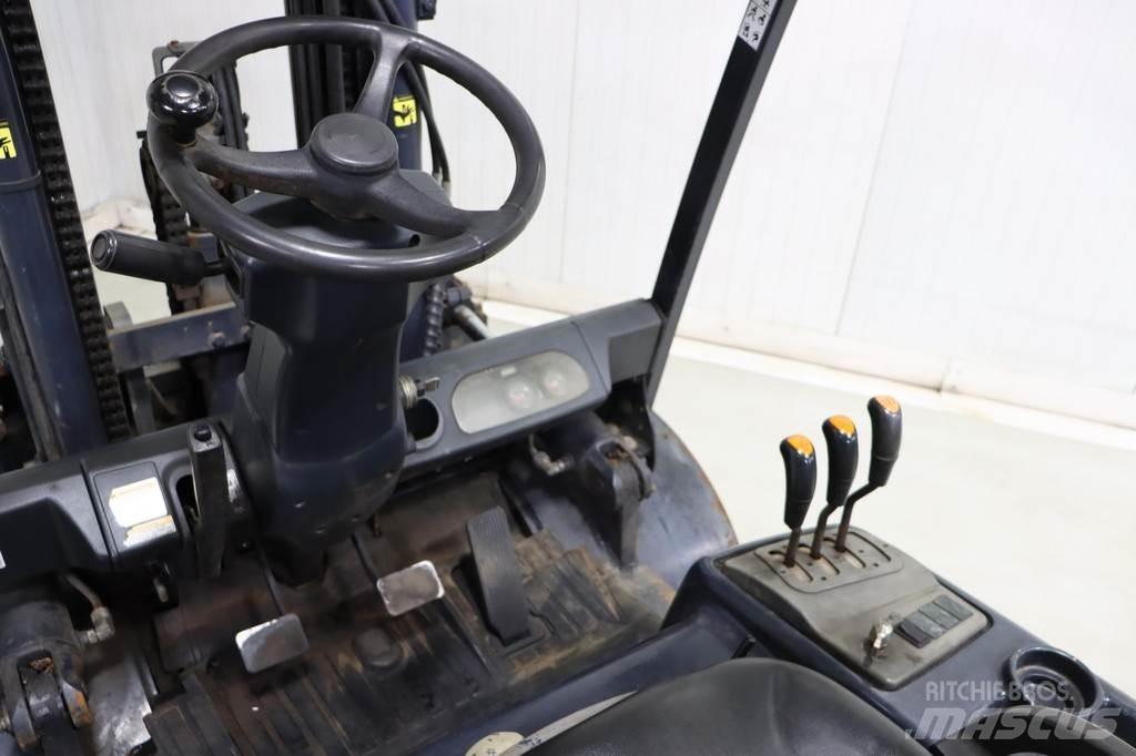 Doosan G55C-5 Gas Stapler