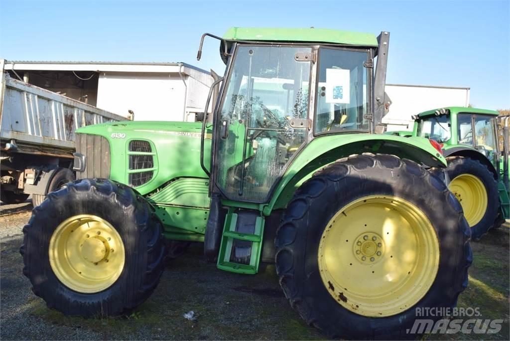 John Deere 6130 Traktoren