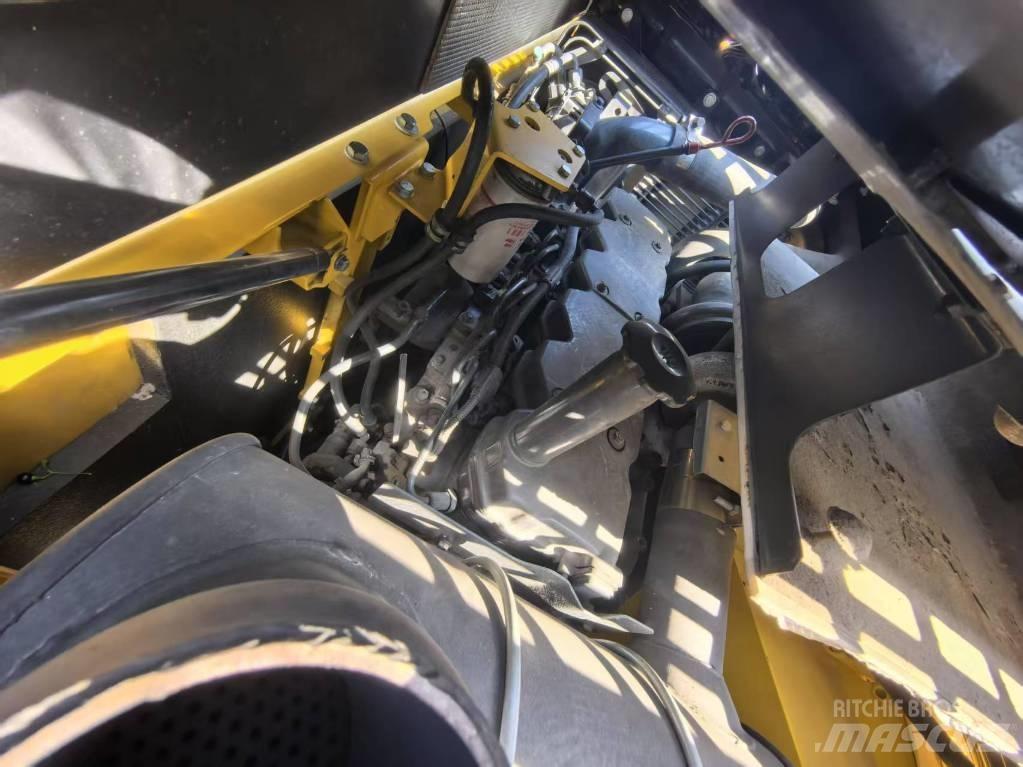 Komatsu PC 220-8 Raupenbagger