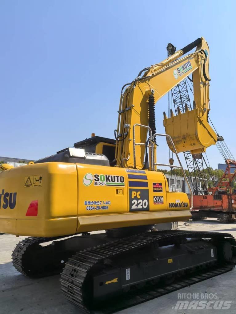 Komatsu PC 220-8 Raupenbagger