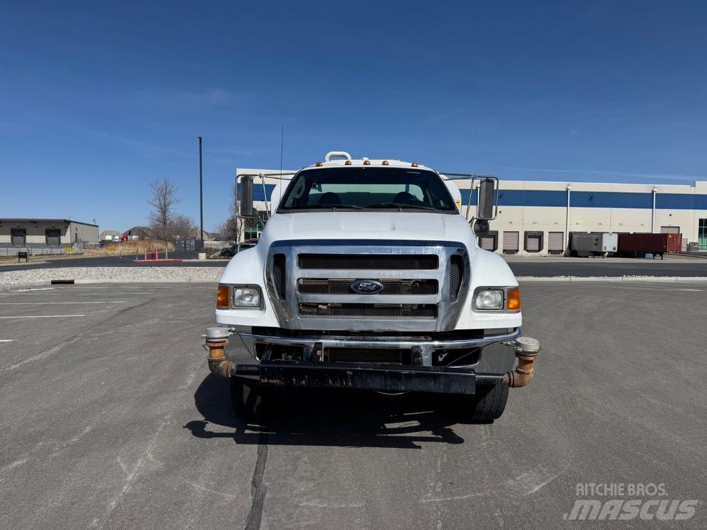 Ford F 750 XL Wassertanker