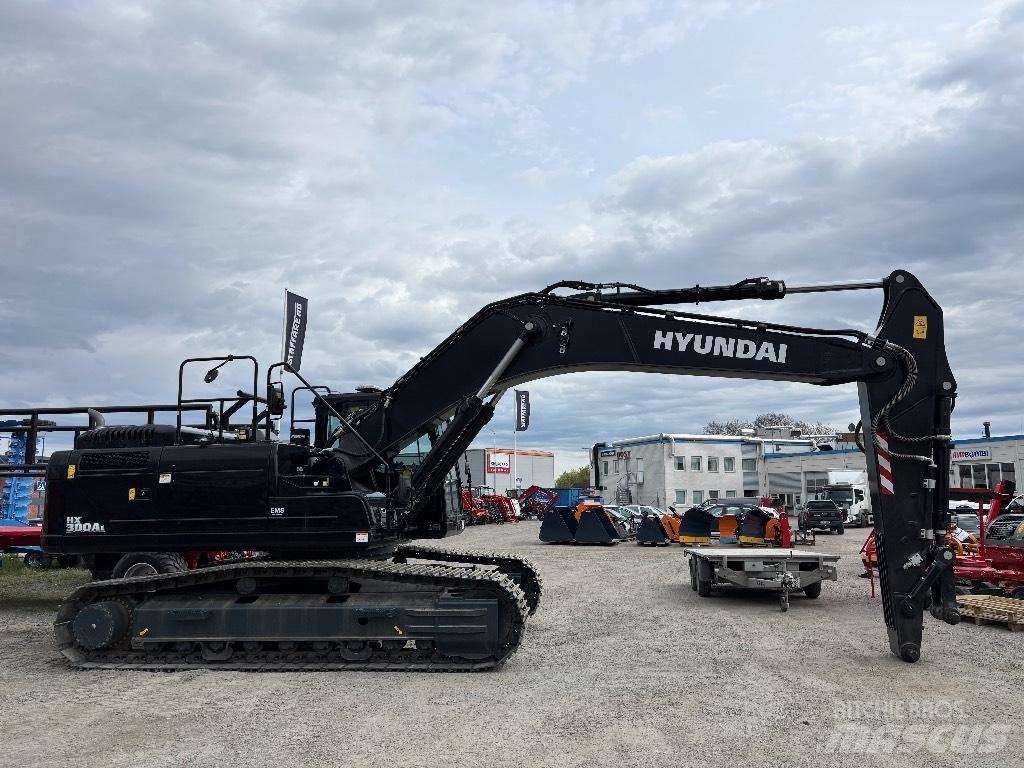 Hyundai HX300A L Raupenbagger