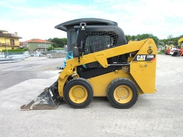 CAT 226 D Kompaktlader