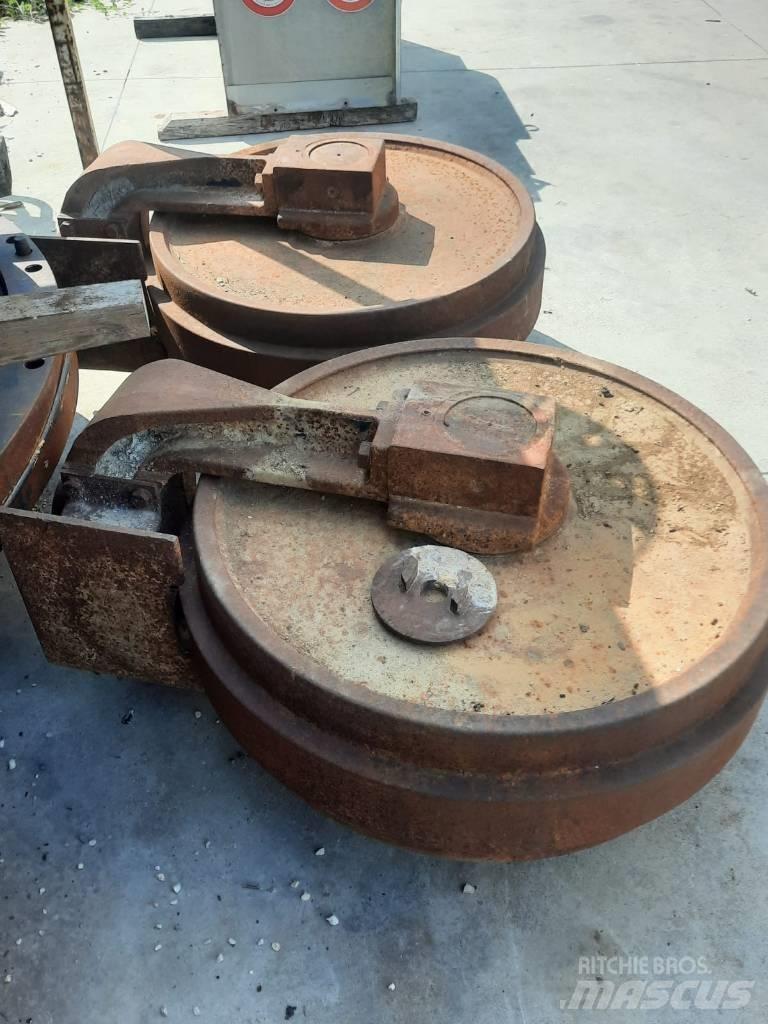 Hitachi EX 700 Ketten