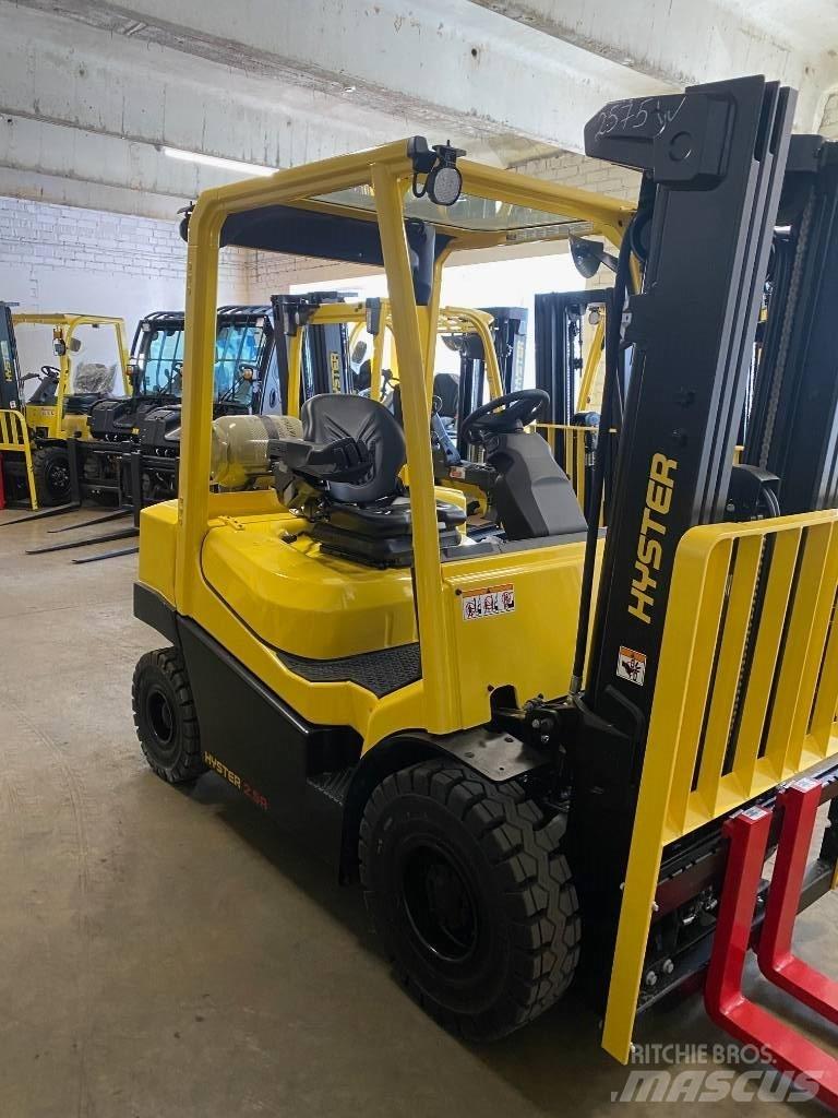 Hyster H2.5A Gas Stapler