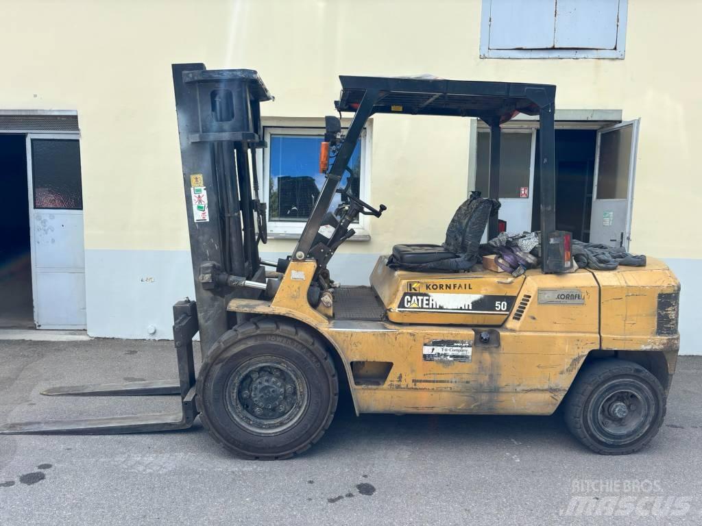 CAT DP50 Diesel Stapler