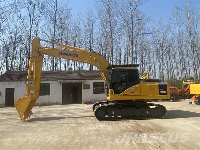 Komatsu PC200-7 Raupenbagger