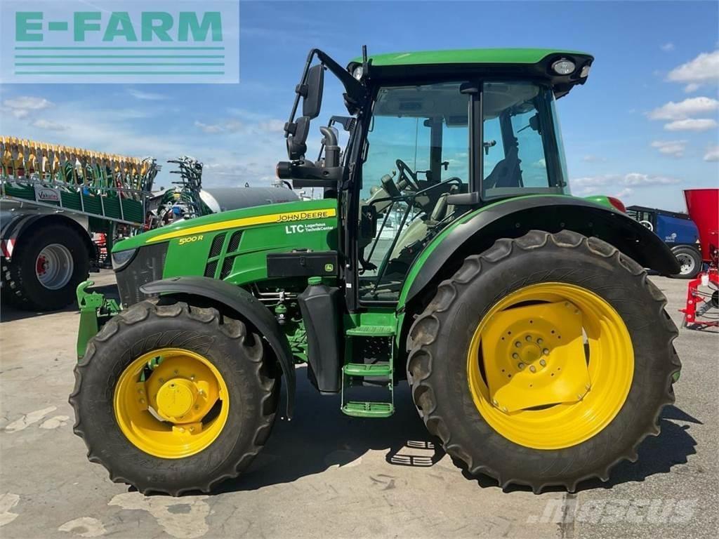 John Deere 5100R Traktoren