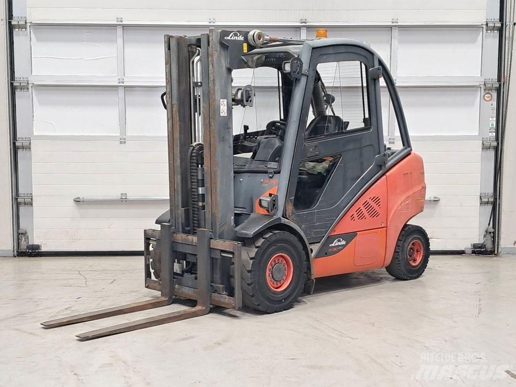 Linde H30D-02 Diesel Stapler