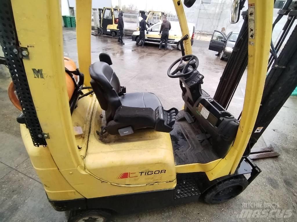 Hyster H 2.5 FT LPG Gas Stapler