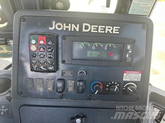 John Deere 410 K Baggerlader