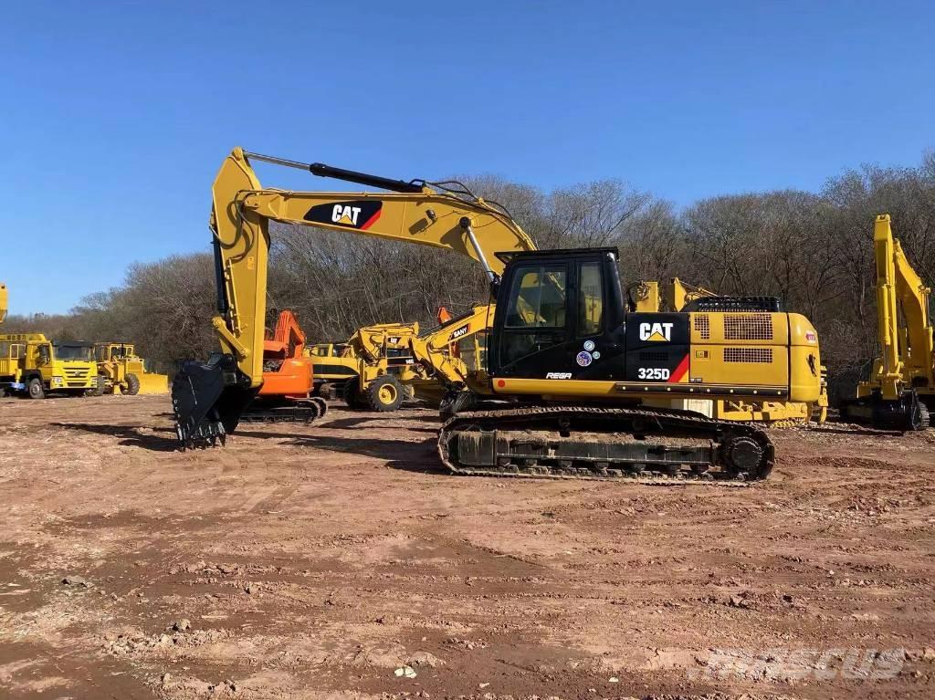 CAT 325D Raupenbagger
