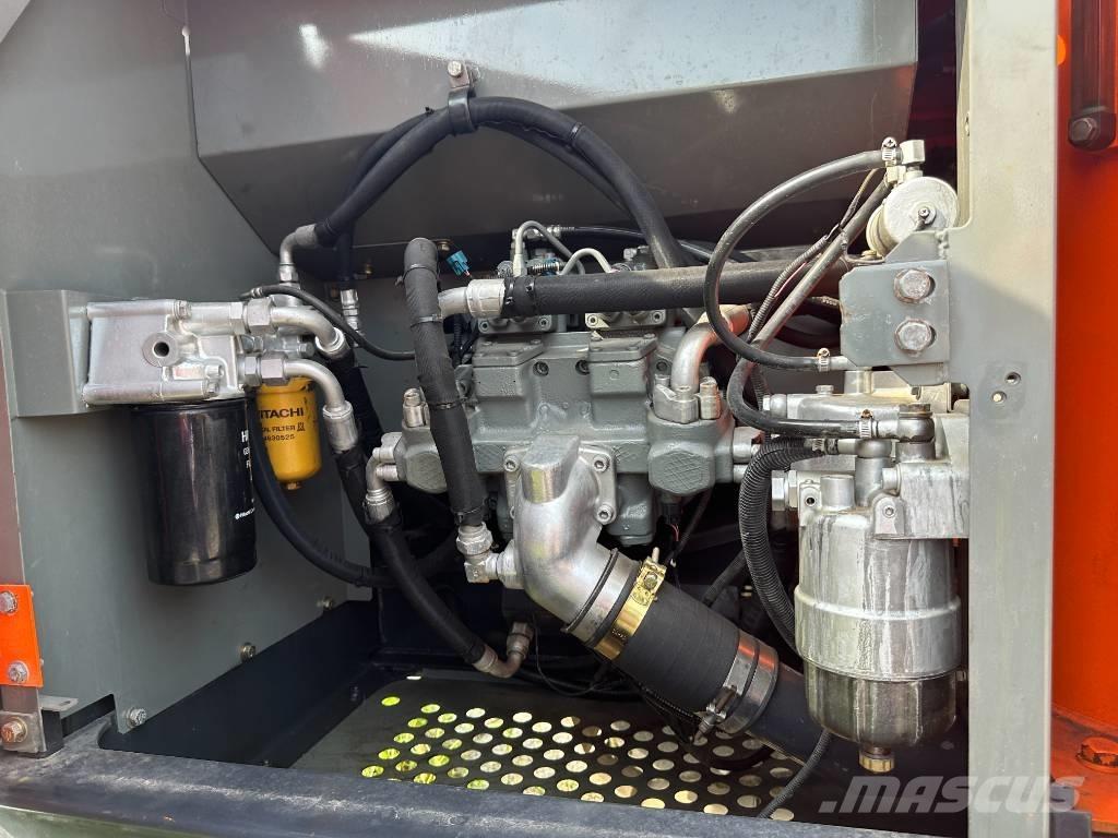 Hitachi ZX200 Raupenbagger